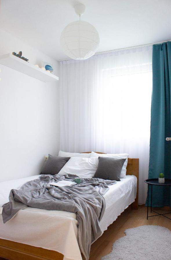 באר Laurel Apartments מראה חיצוני תמונה